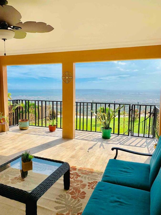 Bella Vista Villa Кингстън Екстериор снимка