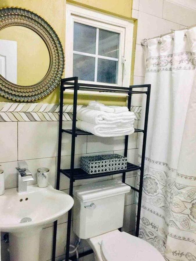 Bella Vista Villa Кингстън Екстериор снимка