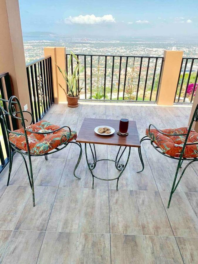 Bella Vista Villa Кингстън Екстериор снимка