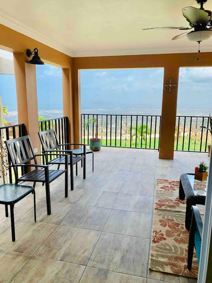 Bella Vista Villa Кингстън Екстериор снимка