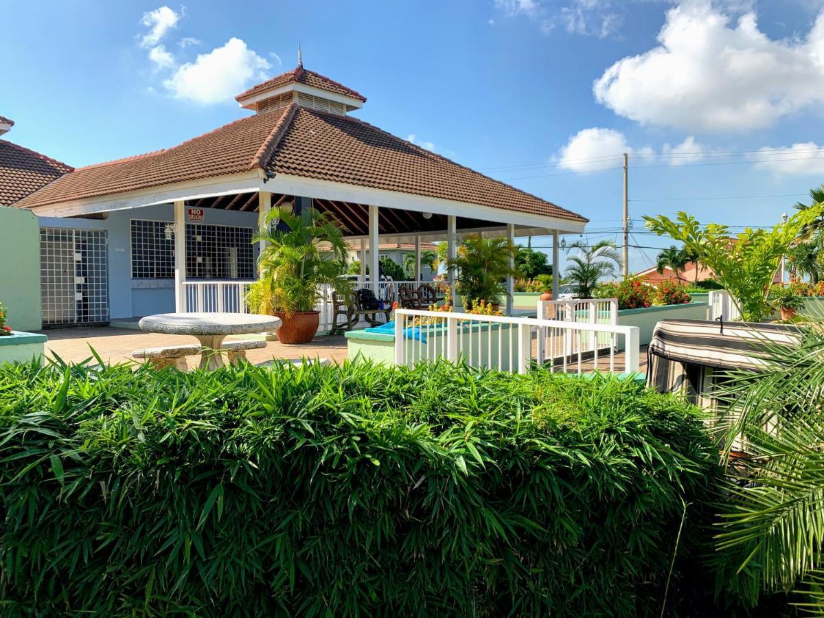 Bella Vista Villa Кингстън Екстериор снимка